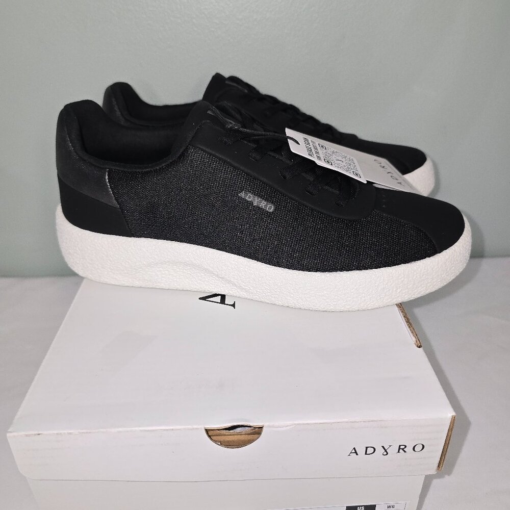Adyro Prima Sneaker in Raven Black, Women's Size 7 New in Box